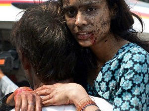 pakistan_church_attack_woman_AFP